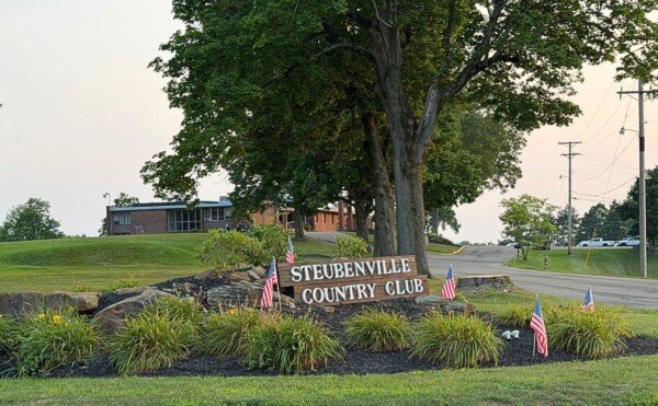 Steubenville Country Club Near Country Club Hills Apartments